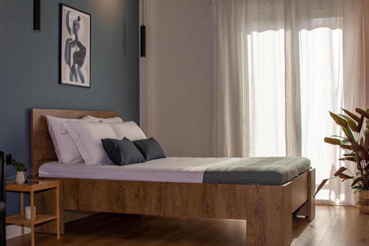 Studio 48, Cozy Apartment In Kalamata City Center المظهر الخارجي الصورة