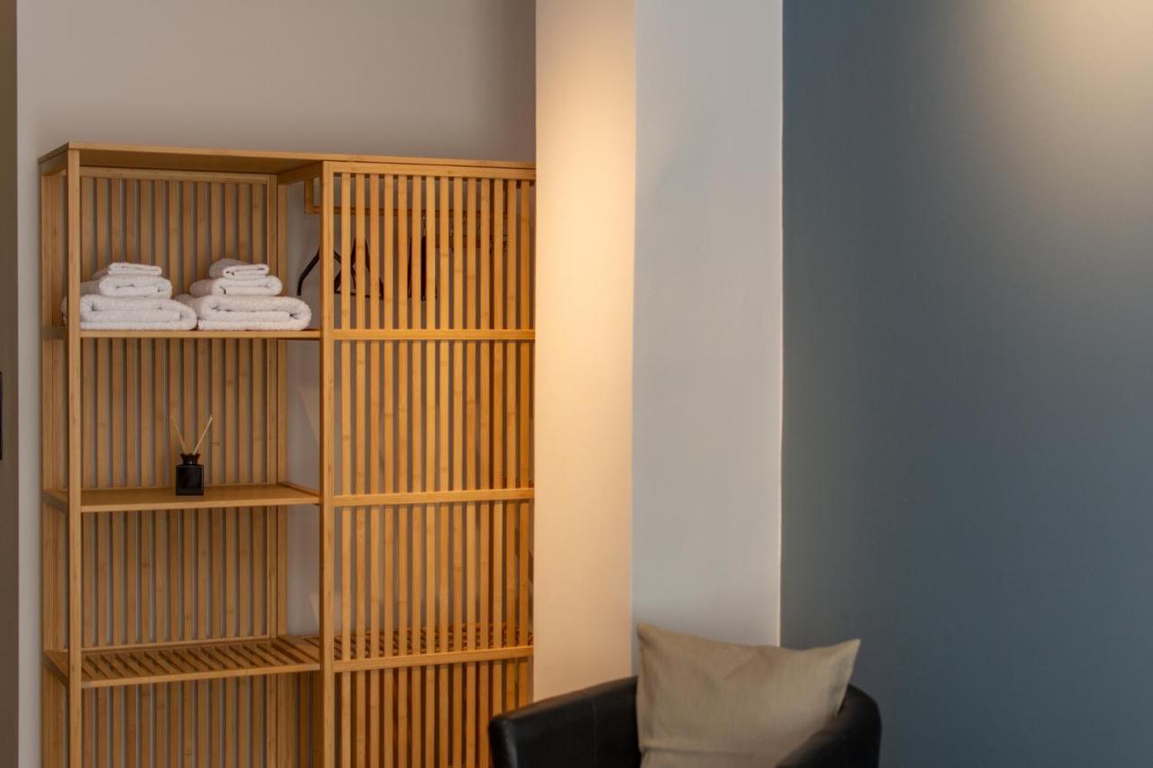 Studio 48, Cozy Apartment In Kalamata City Center المظهر الخارجي الصورة